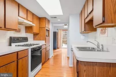 2053 Mayflower Drive, Woodbridge, VA 22192 - Photo 15