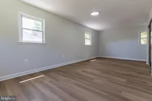 3805 Del Mar Dr, Woodbridge, VA 22193 - Photo 19