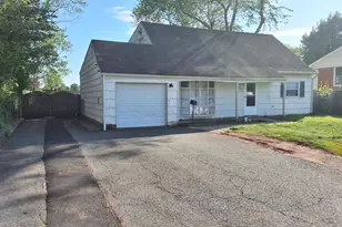 9717 Lomond Dr, Manassas, VA 20109 - Photo 3