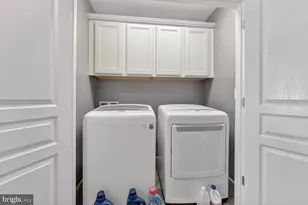 8909 Englewood Farms Dr, Manassas, VA 20112 - Photo 17