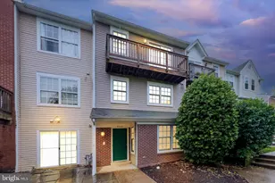 8005 Coachcrest Ct, Manassas, VA 20109 - Photo 33