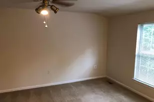 5803 Portland Dr, Woodbridge, VA 22193 - Photo 19