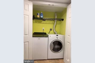 13438 Greenacre Drive, Woodbridge, VA 22191 - Photo 19