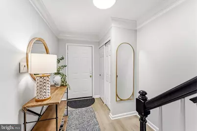 6836 General Lafayette Way, Gainesville, VA 20155 - Photo 5