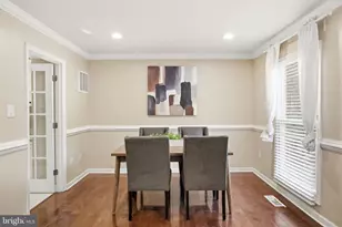 7402 Colton Ln, Manassas, VA 20109 - Photo 11