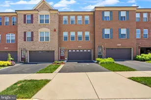 6819 William White Way, Haymarket, VA 20169 - Photo 1