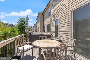 6819 William White Way, Haymarket, VA 20169 - Photo 17