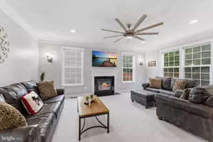 5439 Bantry Ct, Woodbridge, VA 22193 - Photo 7