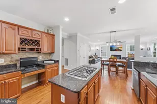 5439 Bantry Ct, Woodbridge, VA 22193 - Photo 5