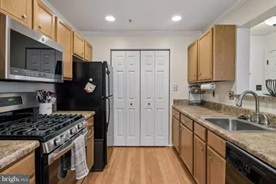 8103 Lacy Drive, Manassas, VA 20109 - Photo 5