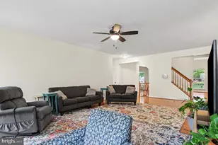 15812 Ibsen Pl, Dumfries, VA 22025 - Photo 7