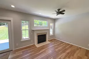 5796 Birch White, Dale City, VA 22193 - Photo 9