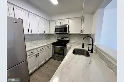 12552 Kempston Lane, Woodbridge, VA 22192 - Photo 3