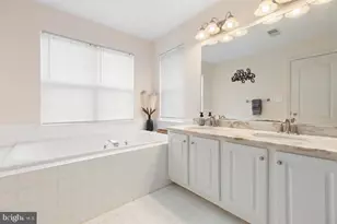 13340 Colchester Ferry Pl, Woodbridge, VA 22191 - Photo 21