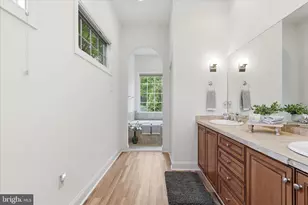 8277 Roxborough Loop, Gainesville, VA 20155 - Photo 31
