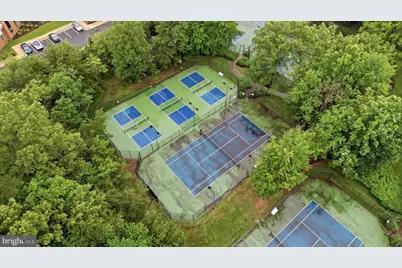 8277 Roxborough Loop, Gainesville, VA 20155 - Photo 65