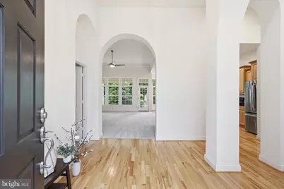 8277 Roxborough Loop, Gainesville, VA 20155 - Photo 5