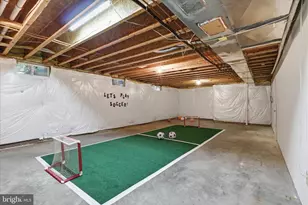 8277 Roxborough Loop, Gainesville, VA 20155 - Photo 49