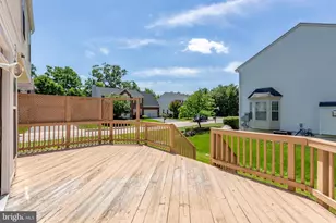 13026 Lupine Turn, Woodbridge, VA 22192 - Photo 27