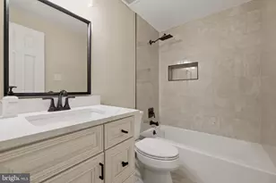 15759 Widewater Dr, Dumfries, VA 22025 - Photo 37