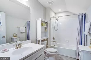 6373 Virginia Bluebell Ln, Haymarket, VA 20169 - Photo 29