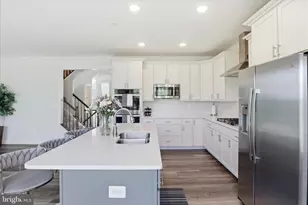 15384 Ballerina Loop, Woodbridge, VA 22193 - Photo 17
