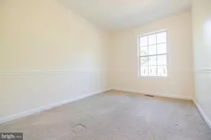 12866 Hyannis Ln, Woodbridge, VA 22193 - Photo 9