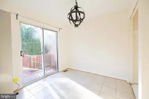 12866 Hyannis Ln, Woodbridge, VA 22193 - Photo 13