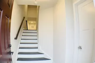 11380 Willow Green Cir, Manassas, VA 20109 - Photo 3
