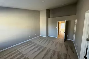 14190 Hunters Run Way, Gainesville, VA 20155 - Photo 13