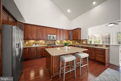 4664 Glass Mountain Way, Haymarket, VA 20169 - Photo 17