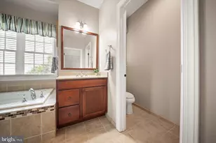 4664 Glass Mountain Way, Haymarket, VA 20169 - Photo 33