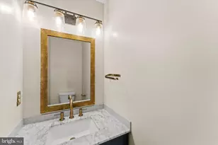 11858 Critton Cir, Woodbridge, VA 22192 - Photo 15