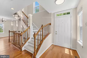11858 Critton Cir, Woodbridge, VA 22192 - Photo 9