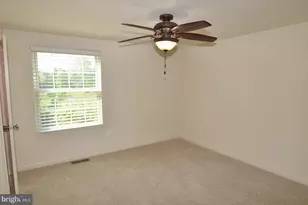 9843 Nimitz Ct, Manassas, VA 20109 - Photo 11