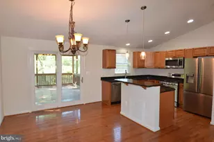 9843 Nimitz Ct, Manassas, VA 20109 - Photo 7