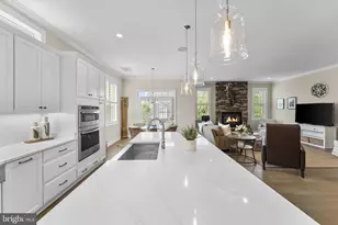 6165 Chancellorsville Dr, Gainesville, VA 20155 - Photo 29