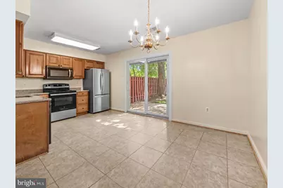 8758 Stoneridge Drive, Manassas, VA 20111 - Photo 17