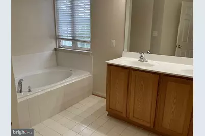 7209 Bladen Place, Gainesville, VA 20155 - Photo 23