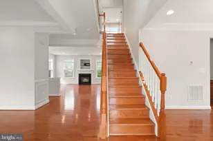8857 Yellow Hammer Dr, Gainesville, VA 20155 - Photo 11