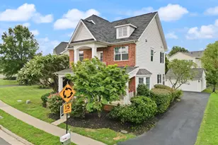 8857 Yellow Hammer Dr, Gainesville, VA 20155 - Photo 3