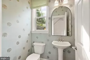 8857 Yellow Hammer Dr, Gainesville, VA 20155 - Photo 27