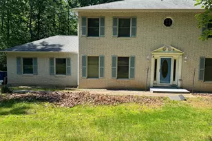 5891 Anthoney Dr, Dale City, VA 22193 - Photo 1