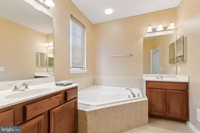 7101 Little Thames Drive #213, Gainesville, VA 20155 - Photo 21
