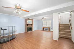 13810 Delaney Rd, Woodbridge, VA 22193 - Photo 29