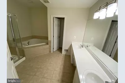 13822 Custis Square, Woodbridge, VA 22191 - Photo 11
