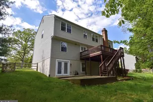 3452 Wainscott Pl, Woodbridge, VA 22192 - Photo 3