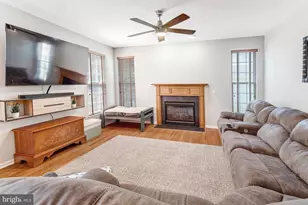 17701 Avenel Ln, Dumfries, VA 22026 - Photo 15