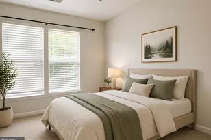 7034 Rogue Forest Ln, Gainesville, VA 20155 - Photo 15