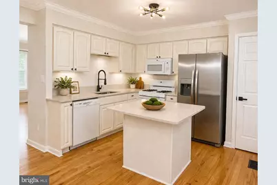 7034 Rogue Forest Lane, Gainesville, VA 20155 - Photo 7